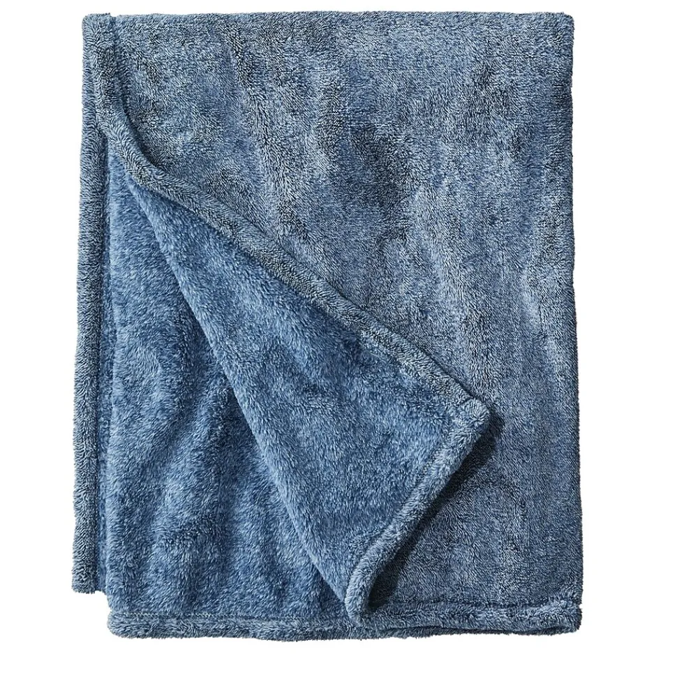 L.L.Bean Wicked Plush Throw, Bayside Blue Heather, Large (1000199243)